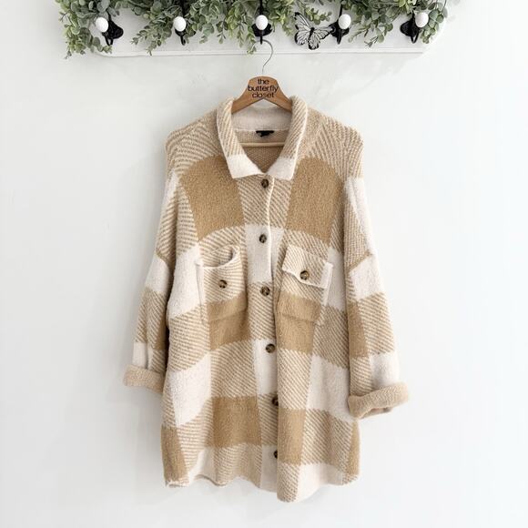 torrid Sweaters - Torrid Women’s Eyelash Shacket Sweater in Ivory Plaid Size 2 214126